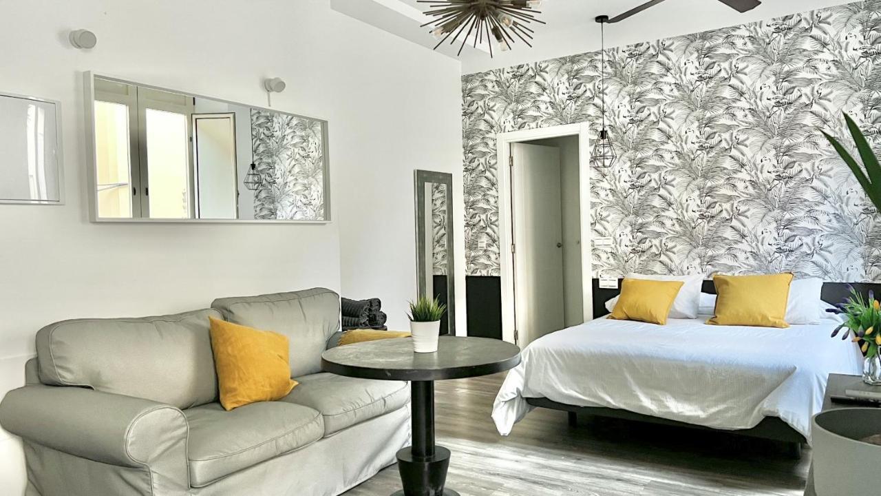 Suites La Merced มาลากา ภายนอก รูปภาพ